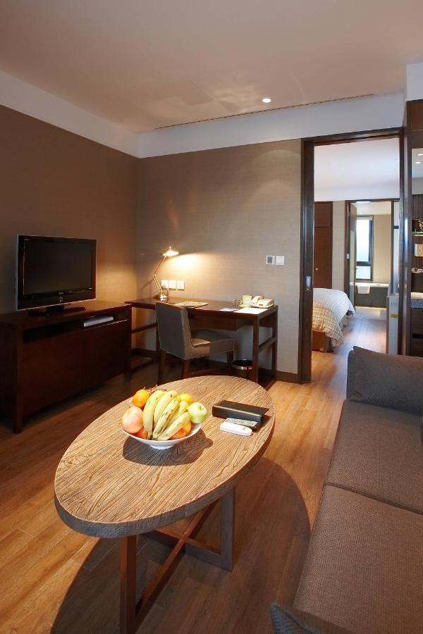 Four Points By Sheraton Лхаса Екстериор снимка