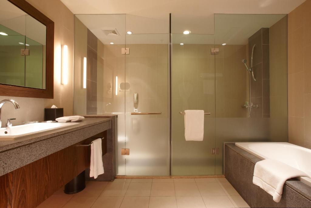 Four Points By Sheraton Лхаса Стая снимка